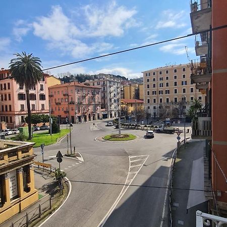 Amici Holidey Camera Stazione Hotel La Spezia Kültér fotó