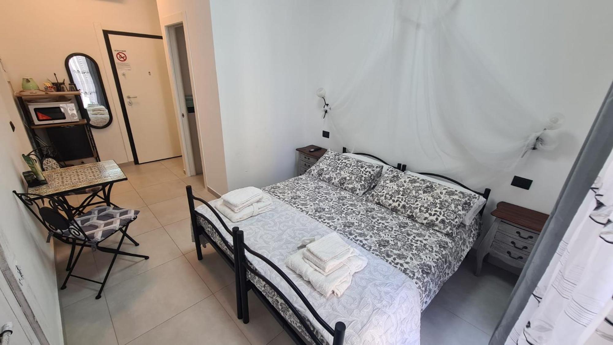 Amici Holidey Camera Stazione Hotel La Spezia Kültér fotó