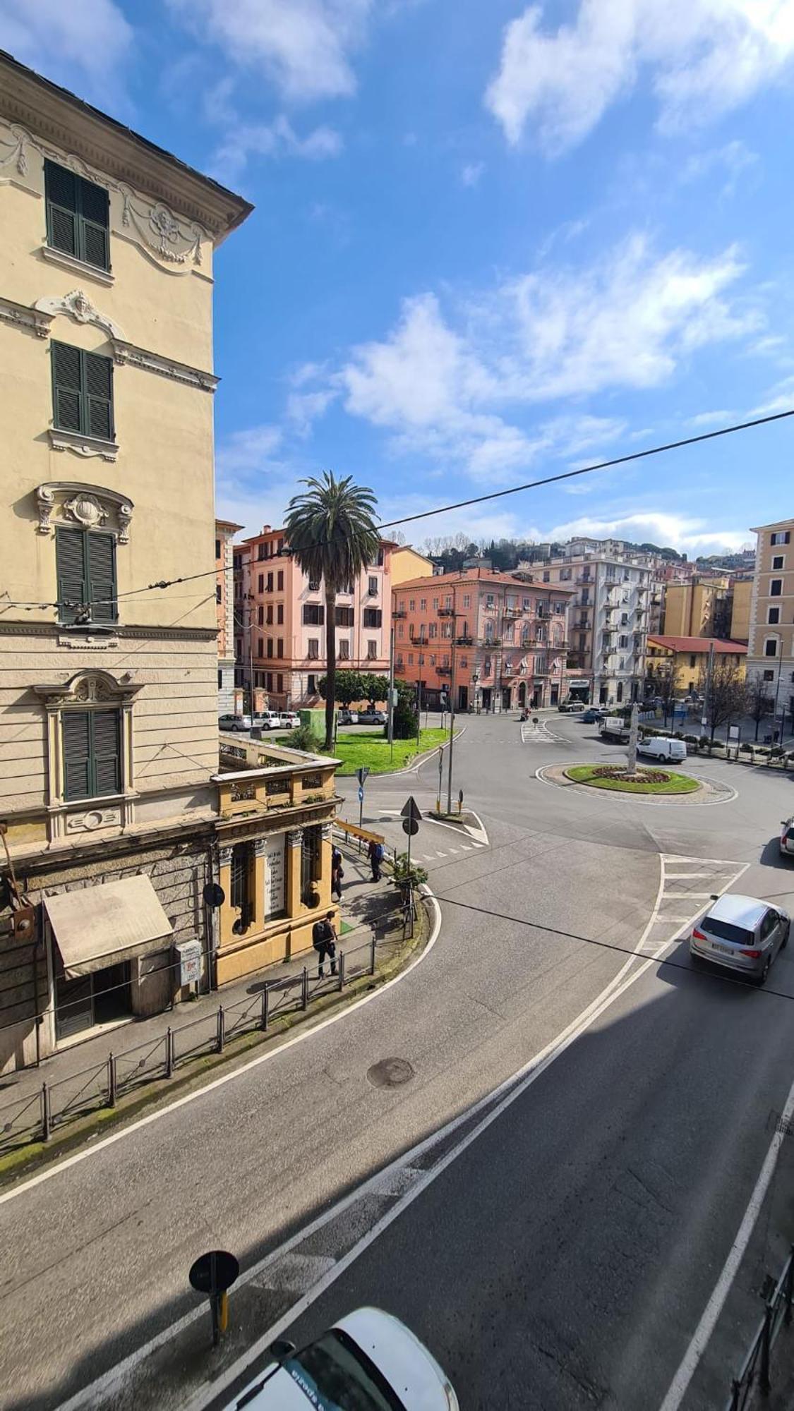 Amici Holidey Camera Stazione Hotel La Spezia Kültér fotó
